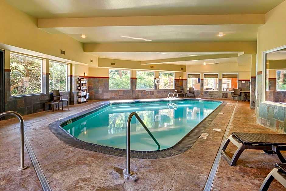 Comfort Inn & Suites Lincoln City