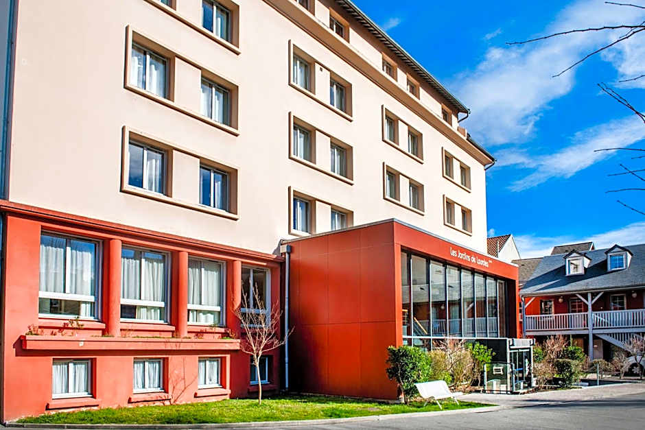 Zenitude Hotel-Residences Les Jardins de Lourdes