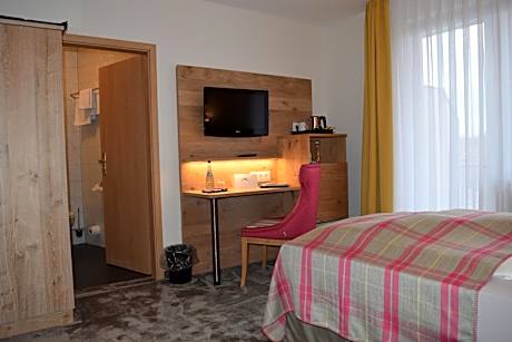 Superior Single Room including access to Vita Classica Thermalbald