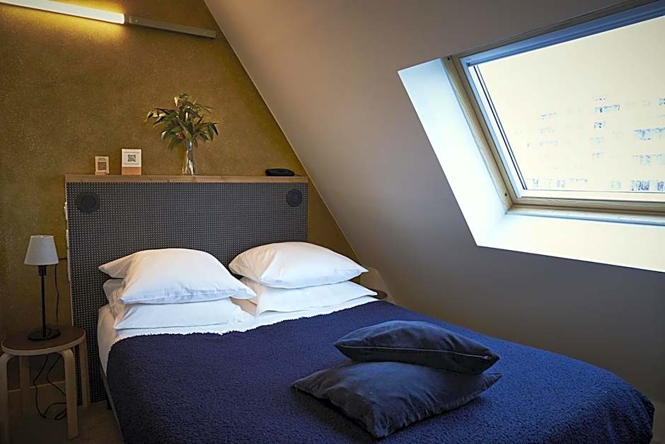 Hotel La Nouvelle Republique