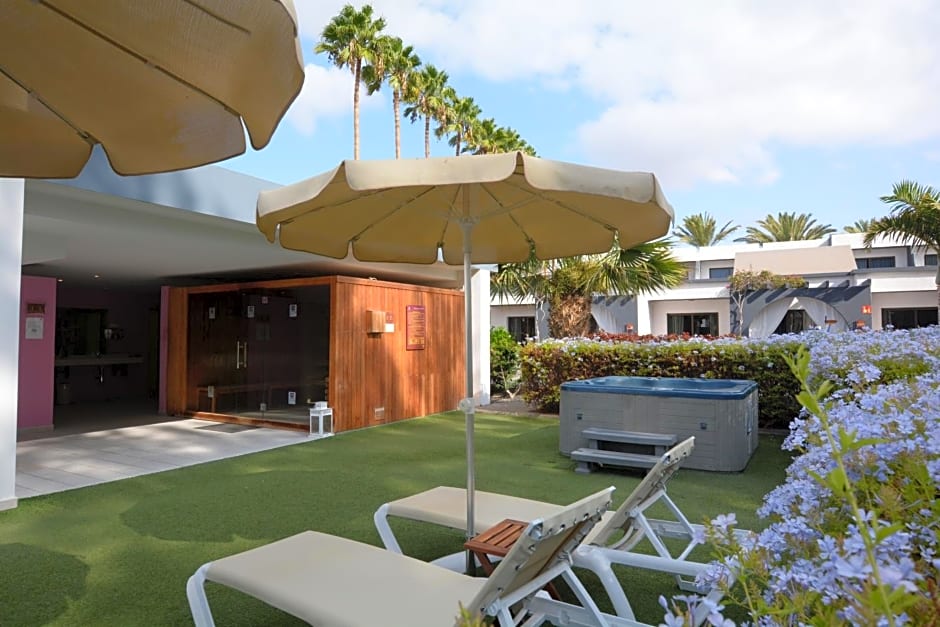 R2 Romantic Fantasia Suites - Adults Only