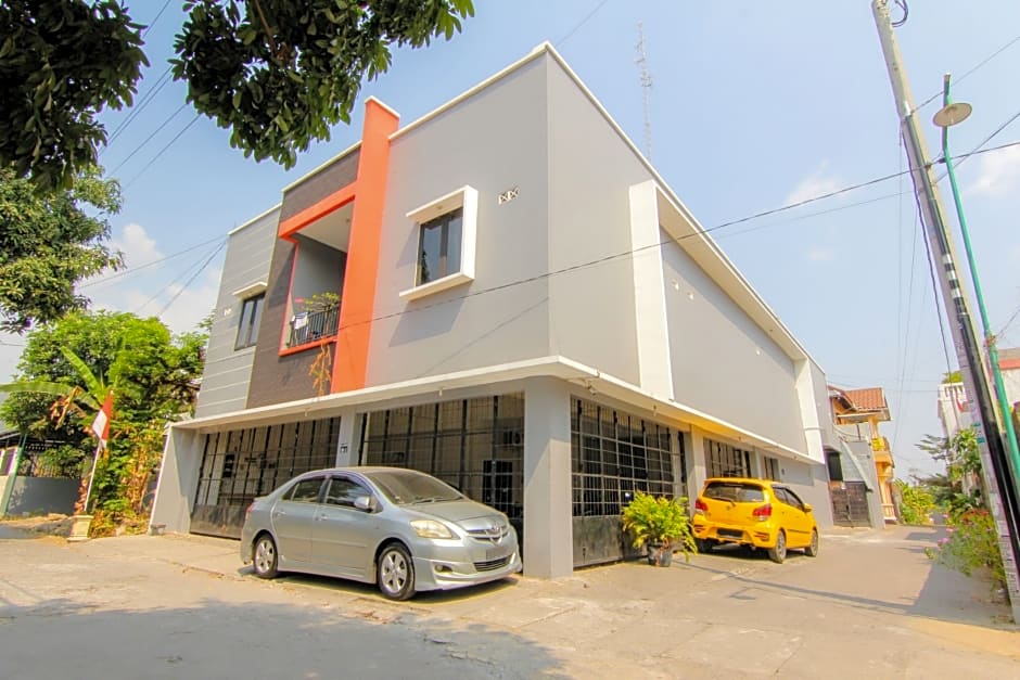 Jj House Wahid Hasyim by ZUZU