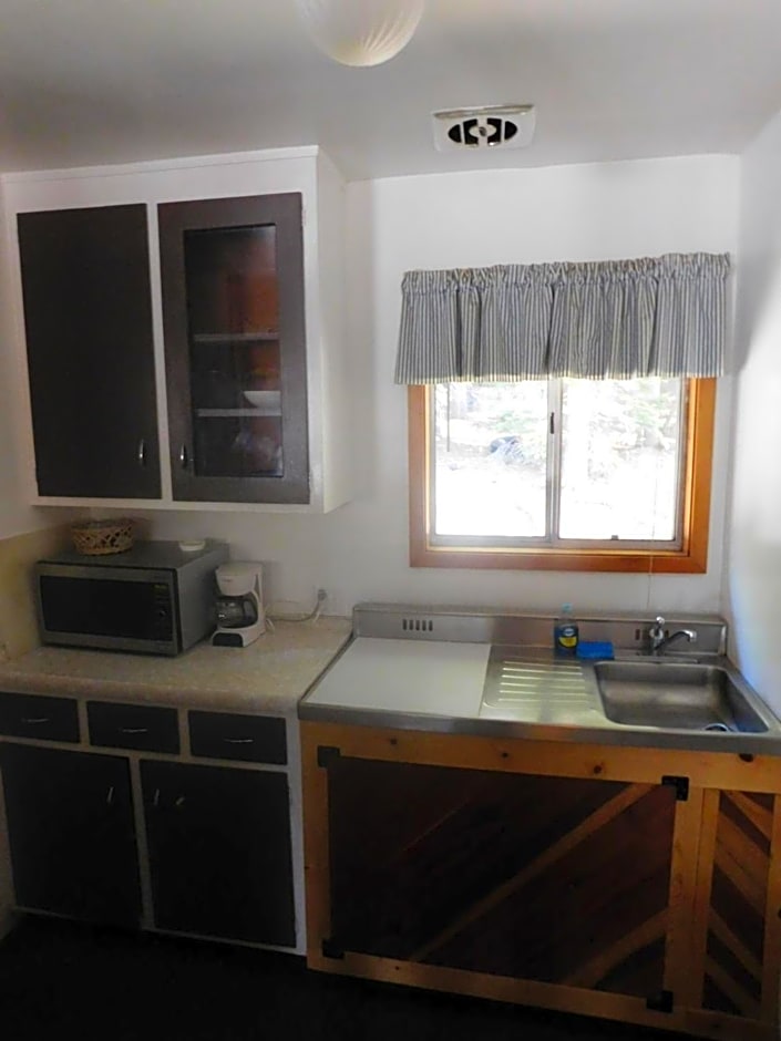 The Tamarack Lodge