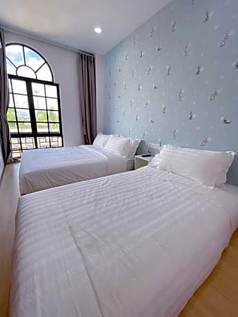 Triple Room with View