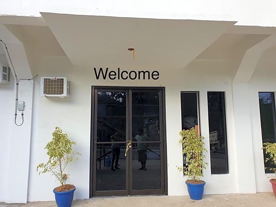 Camiguin KALIMBA DE LUNA INN