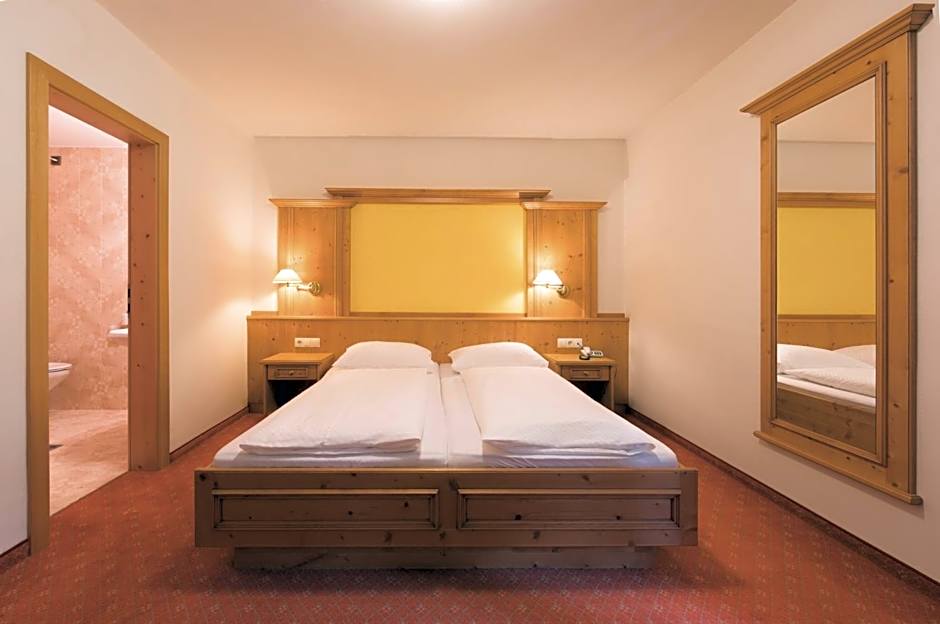 Berghotel zum Zirm