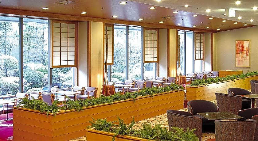 The Crown Palais New Hankyu Kochi