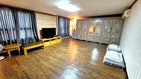 Korean-Style Superior Double Room