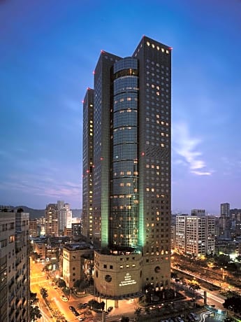 Shangri-la's Far Eastern Plaza Hotel, Taipei