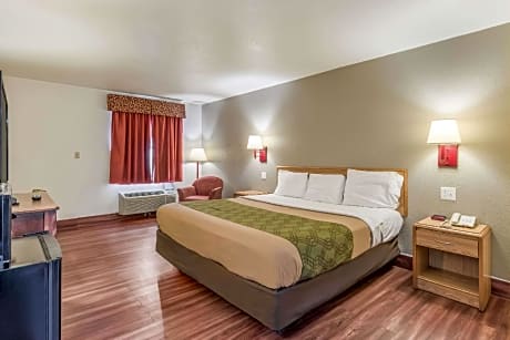 1 King Bed, Nonsmoking