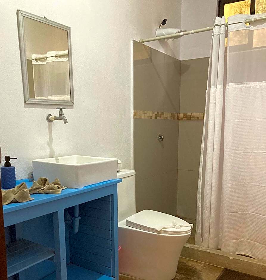 TamaHostel & Glamping