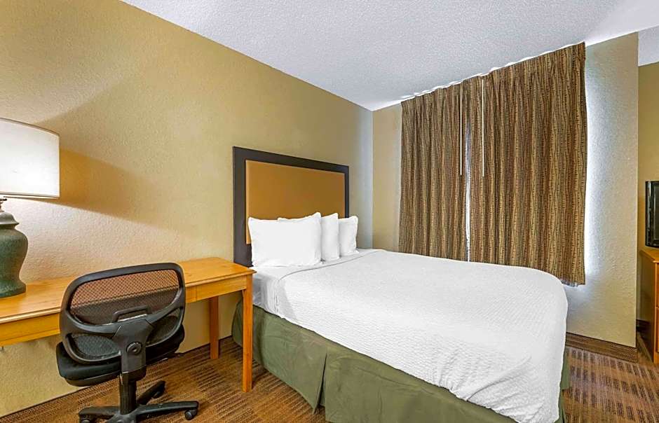 Extended Stay America Select Suites - Jacksonville - Baymeadows