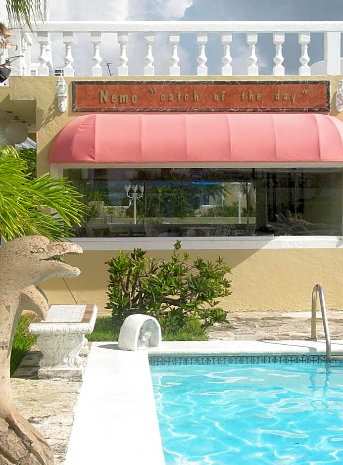 Villablanca Garden Beach Hotel