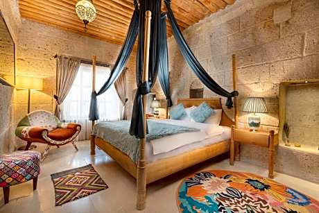 Queen Hammam Suite