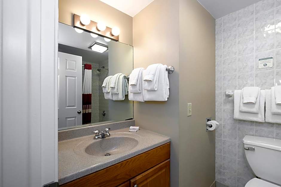 Red Roof Inn & Suites Herkimer