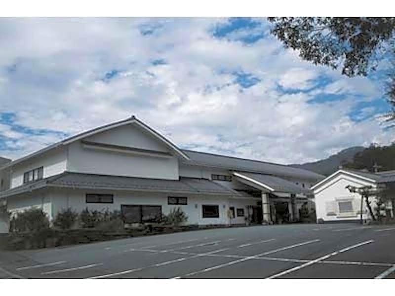 Yanagiya