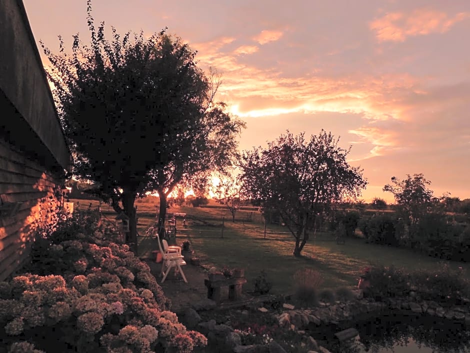 Entre monts et collines B&B et spa en option