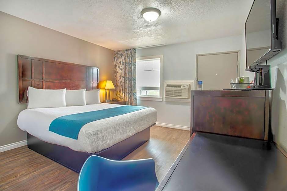 Studio 6 Suites - Albany, OR