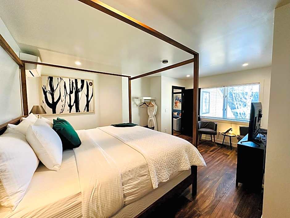 Bespoke Inn Flagstaff