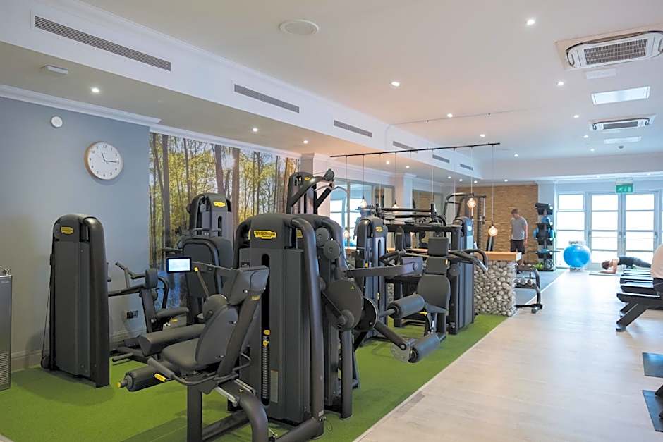 North Lakes Hotel and Spa