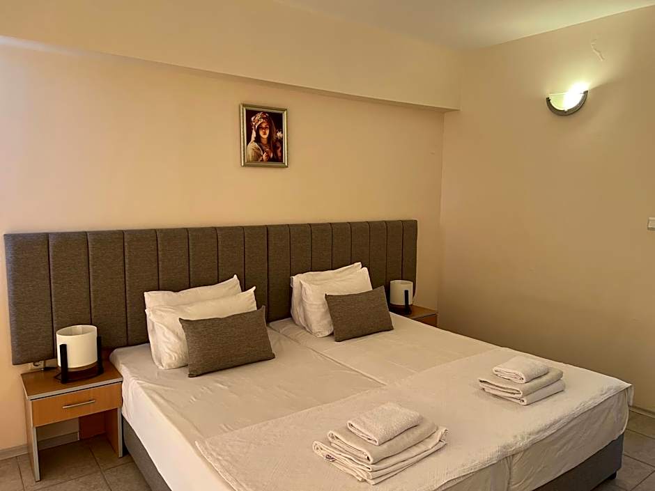 Persani Hotel