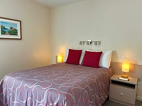 Economy Double or Twin Room