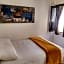 La Tozi Hotel