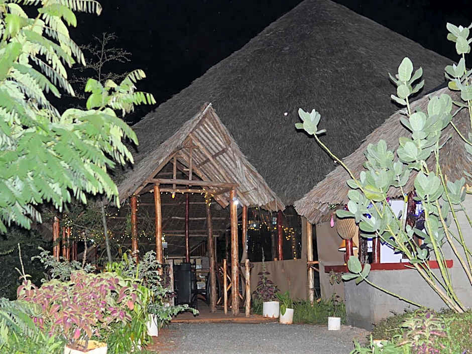 Tausa Tsavo Eco Lodge