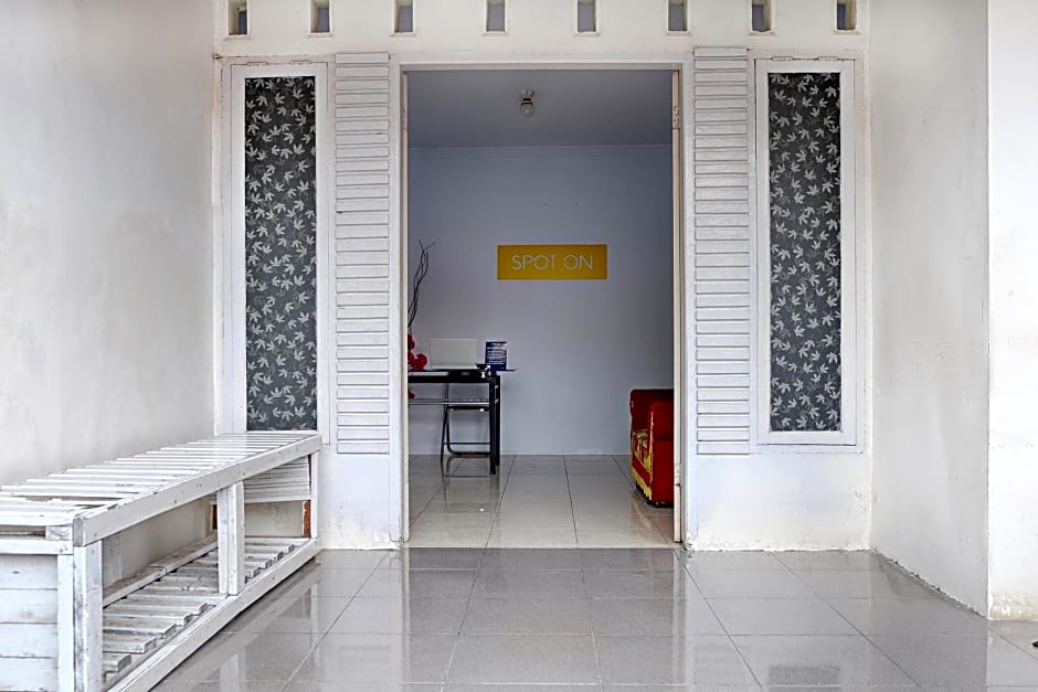 SPOT ON 2847 Anggrek Homestay Syariah