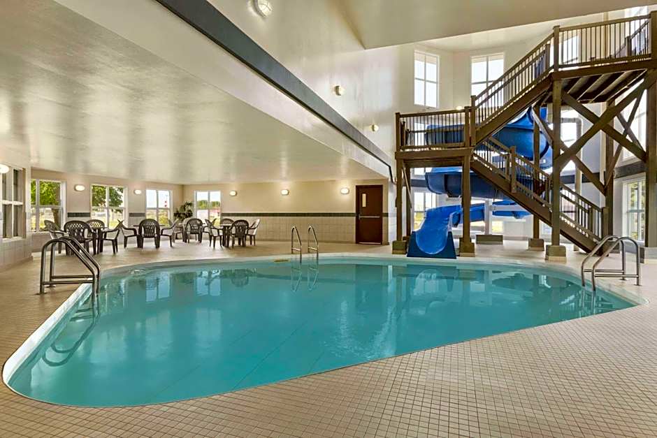 Days Inn by Wyndham Steinbach