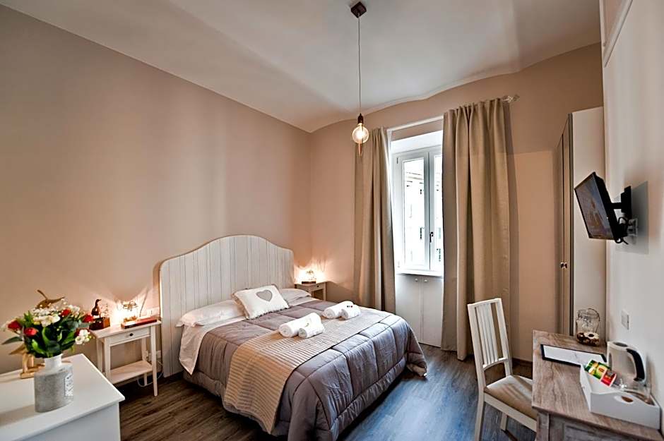 TinkerBell GuestHouse