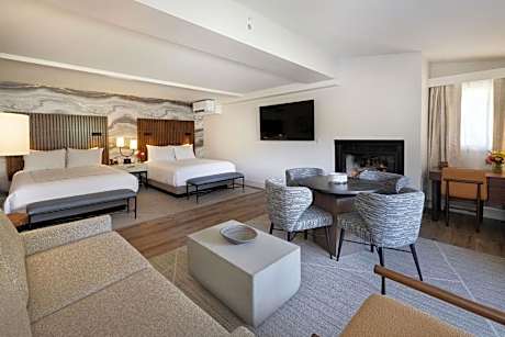 Double Queen Suite Mountain View