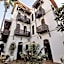 Kholle House