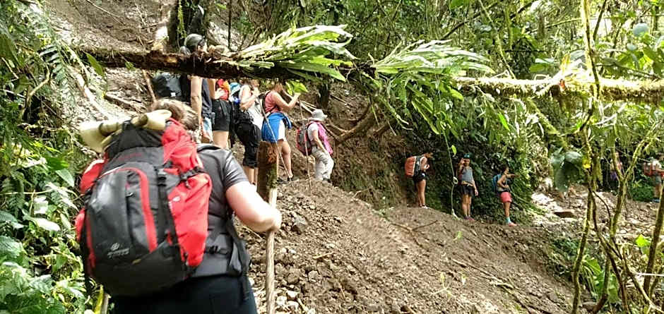 Las vegas lodge and restaurant