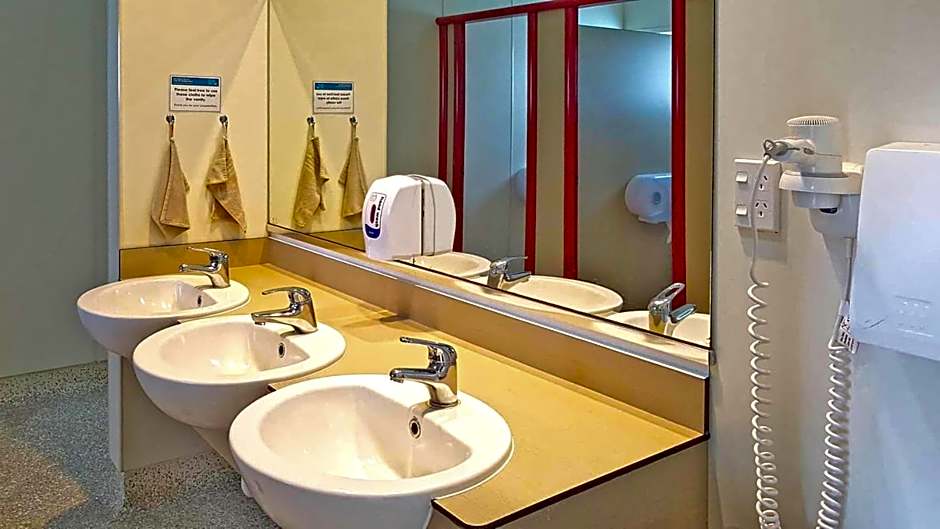 Hot Water Beach TOP 10 Holiday Park