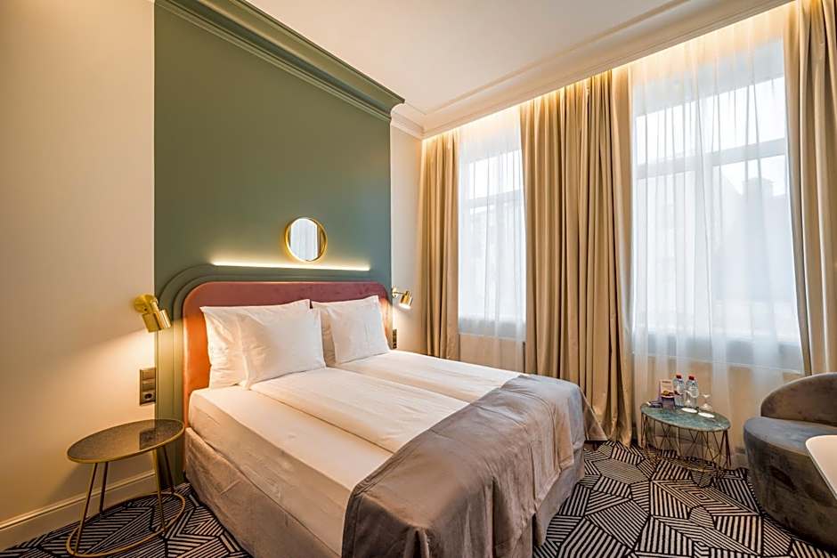 Wellton Riverside SPA Hotel