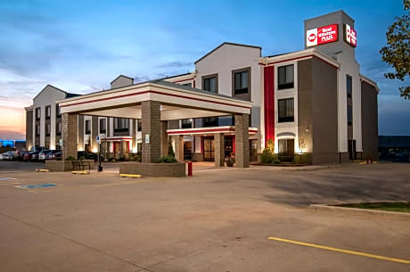 Best Western PLUS Memorial Inn