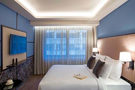 Superior Twin Room with City View