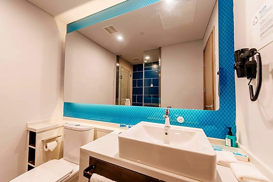 Holiday Inn Express Taizhou CMC By IHG