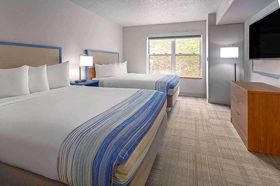 AmericInn by Wyndham Iron Mountain