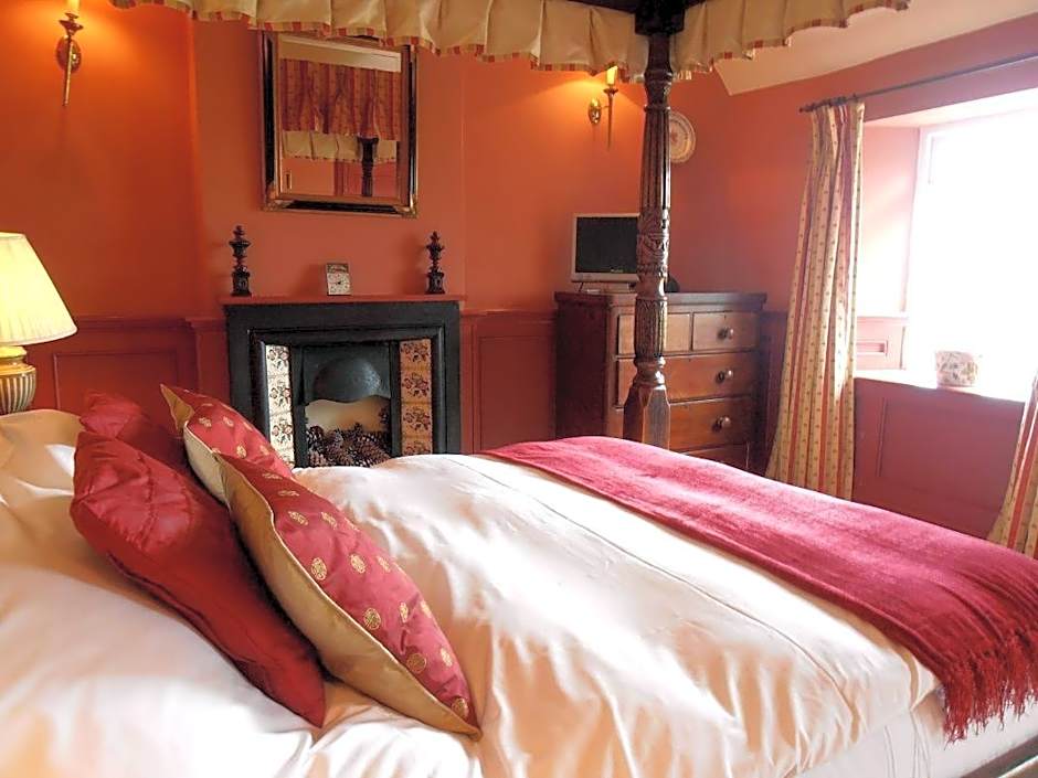 The Hunters Rest Inn