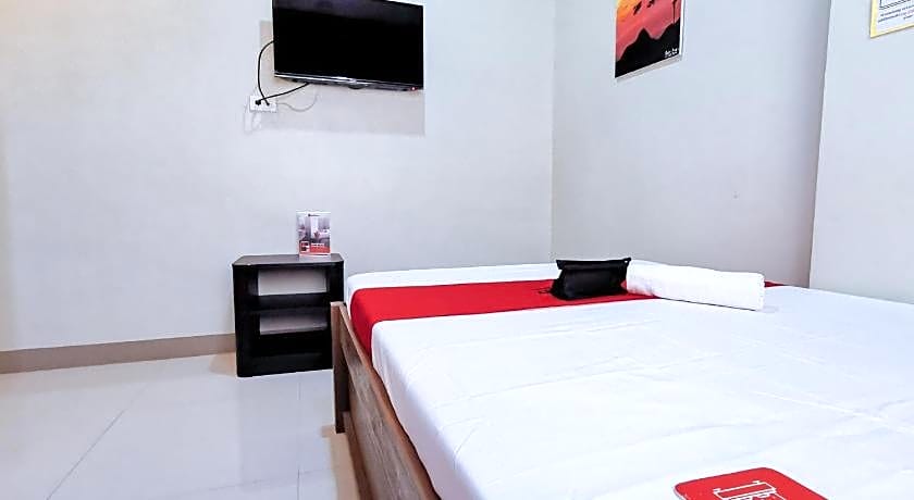 RedDoorz near Gaisano Mall Gensan