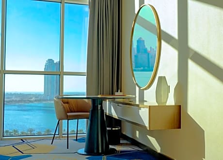 Deluxe King Room with Lagoon View