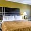 La Casa Inn & Suites-Middleboro