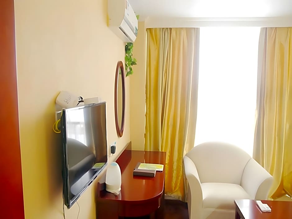 GreenTree Inn Jiangyin Zhouzhuang Shiji Avenue Business Hotel