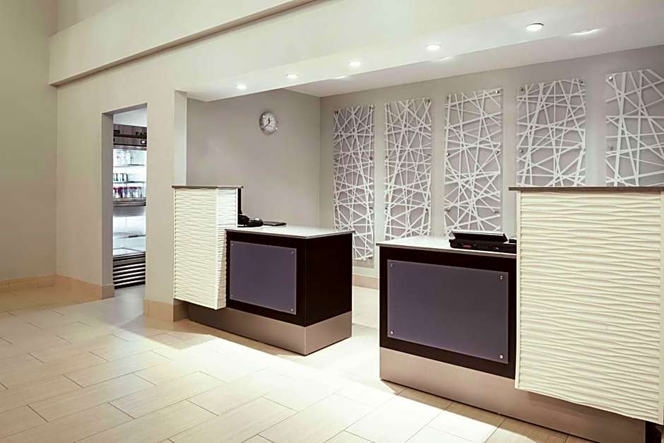 La Quinta Inn & Suites by Wyndham Fairfield - Napa Valley