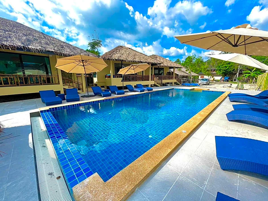 Absolute Beachfront Villas