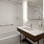 La Quinta Inn & Suites by Wyndham Savannah Airport - Pooler