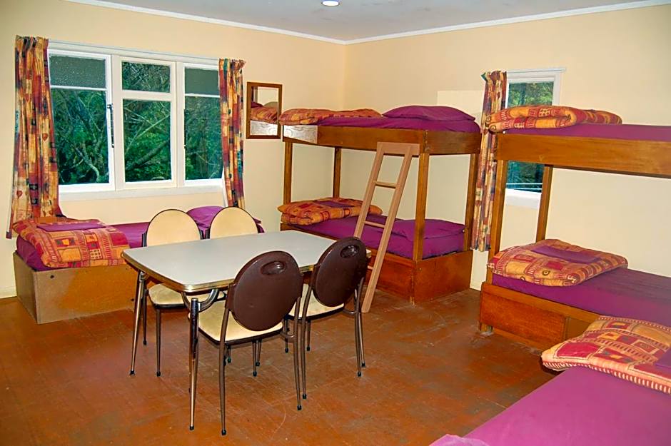 Egmont Eco Leisure Park & Backpackers