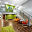 Spark by Hilton Portland Airport Maine Mall